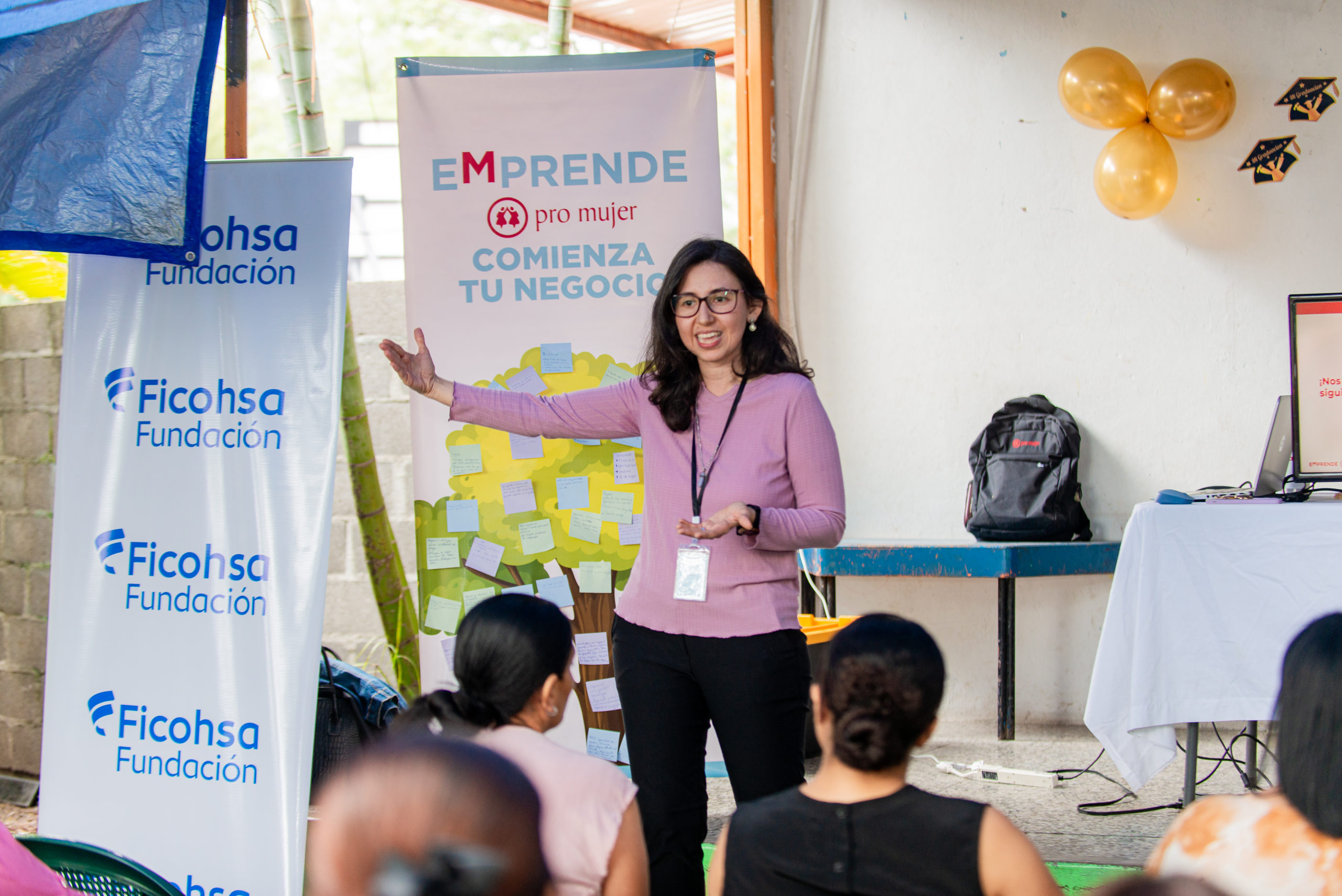 Emprendimiento familiar y educación infantil: Fundación Ficohsa y Pro Mujer fortalecen comunidades sostenibles.